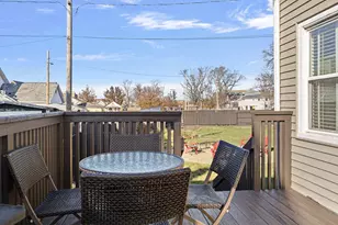 219 W 6th St, Michigan City, IN 46360 - Photo 23
