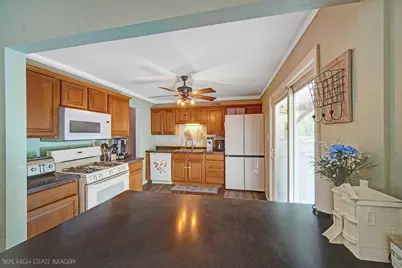 201 Brandt Place, Hobart, IN 46342 - Photo 7