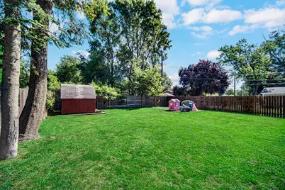 808 Lillian Street, Hobart, IN 46342 - Photo 17