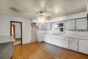 15611 Grant St, Crown Point, IN 46307 - Photo 13