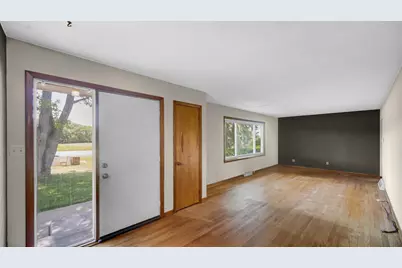 15611 Grant Street, Crown Point, IN 46307 - Photo 5