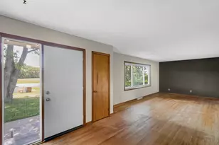 15611 Grant St, Crown Point, IN 46307 - Photo 5