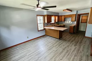 245 N Indiana St, Griffith, IN 46319 - Photo 7