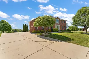 2656 Mariestad Dr, Valparaiso, IN 46385 - Photo 51