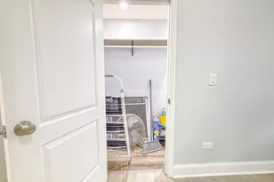 101 Van Buren Ave, Hobart, IN 46342 - Photo 9