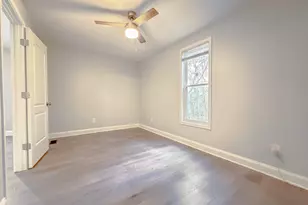 101 Van Buren Ave, Hobart, IN 46342 - Photo 17
