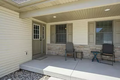 821 9th Street SW #9a, Demotte, IN 46310 - Photo 3