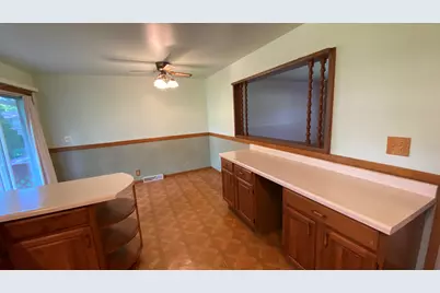 2252 Four Seasons Pkwy, Crown Point, IN 46307 - Photo 15