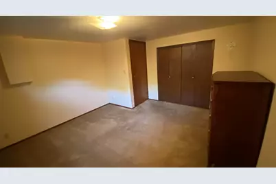 2252 Four Seasons Pkwy, Crown Point, IN 46307 - Photo 33