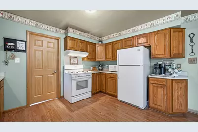 72 Maple Court, Hebron, IN 46341 - Photo 9