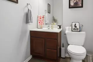 11834 Broadway, Crown Point, IN 46307 - Photo 13