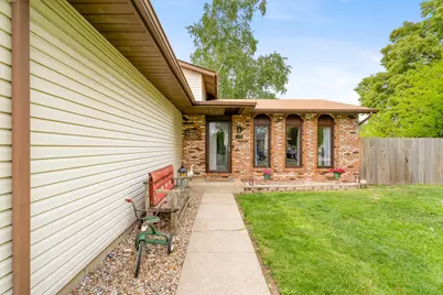 1850 W 99th Avenue, Crown Point, IN 46307 - Photo 3