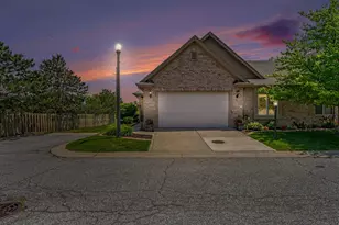 10115 Texas Ln, Crown Point, IN 46307 - Photo 17