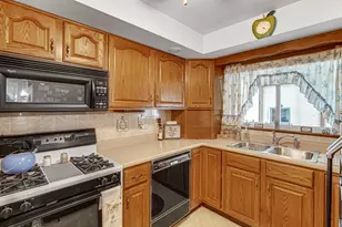 5567 N 350 E, Rolling Prairie, IN 46371 - Photo 9