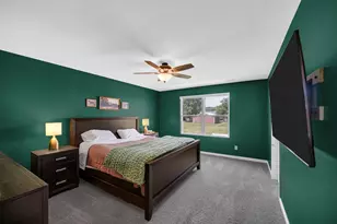 10454 Privet Dr, Crown Point, IN 46307 - Photo 11