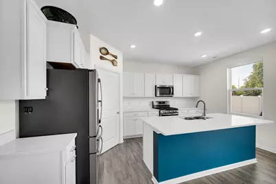 10454 Privet Drive, Crown Point, IN 46307 - Photo 5
