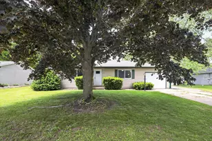 222 Greenwood Dr, La Porte, IN 46350 - Photo 3
