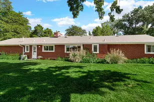 8306 Crestwood Ave, Munster, IN 46321 - Photo 15