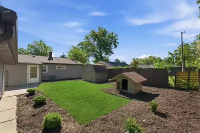 7740 Bertram Avenue, Hammond, IN 46324 - Photo 11