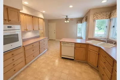 3519 Bob White Circle, Valparaiso, IN 46383 - Photo 7