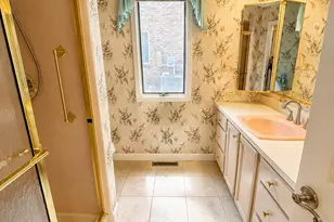 3519 Bob White Cir, Valparaiso, IN 46383 - Photo 13