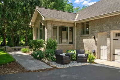 246 White Thorne Lane, Valparaiso, IN 46383 - Photo 3