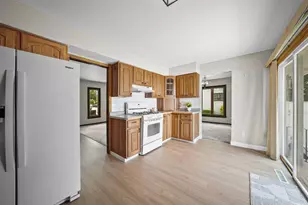 1045 Heather Ln, Munster, IN 46321 - Photo 15
