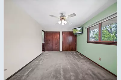 1045 Heather Lane, Munster, IN 46321 - Photo 17