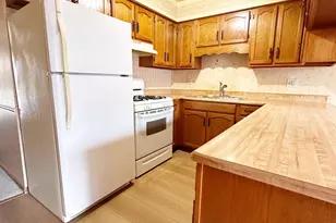 940 Jordan Cir, Schererville, IN 46375 - Photo 5