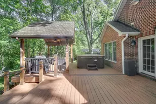 2400 E 9th Pl, Hobart, IN 46342 - Photo 29