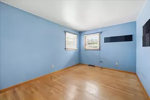 981 W 69th Pl, Merrillville, IN 46410 - Photo 19
