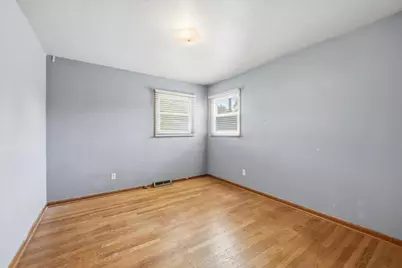 981 W 69th Place, Merrillville, IN 46410 - Photo 9
