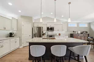 8588 Larkspur Ter, Saint John, IN 46373 - Photo 13