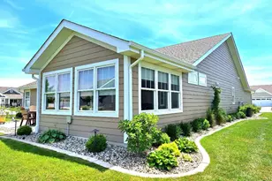 8588 Larkspur Ter, Saint John, IN 46373 - Photo 3