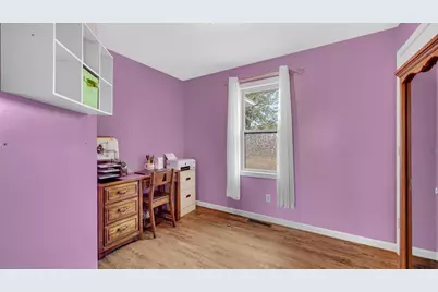 1113 Begonia Street SE, Demotte, IN 46310 - Photo 13