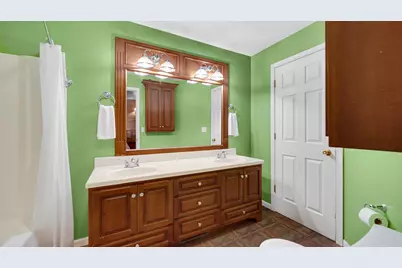 1113 Begonia Street SE, Demotte, IN 46310 - Photo 17