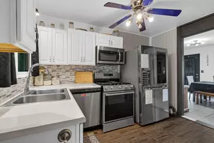 801 S Shield St, Knox, IN 46534 - Photo 15
