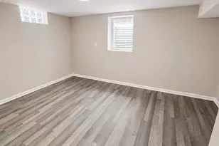 6747 Birch Pl, Gary, IN 46403 - Photo 7
