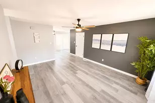 6856 Van Buren St, Merrillville, IN 46410 - Photo 5