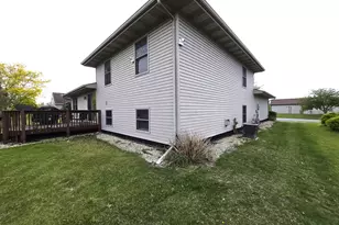 8389 Buchanan St, Merrillville, IN 46410 - Photo 47