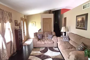 8389 Buchanan St, Merrillville, IN 46410 - Photo 5