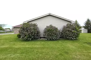 8389 Buchanan St, Merrillville, IN 46410 - Photo 43