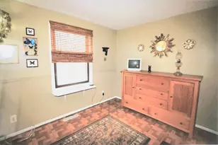 704 S 22nd St, Chesterton, IN 46304 - Photo 19