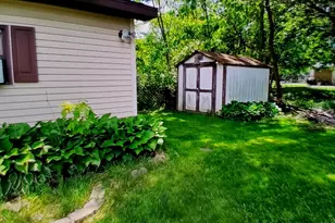 704 S 22nd St, Chesterton, IN 46304 - Photo 5