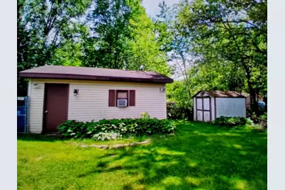 704 S 22nd Street, Chesterton, IN 46304 - Photo 5