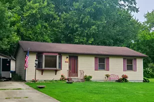 704 S 22nd St, Chesterton, IN 46304 - Photo 31