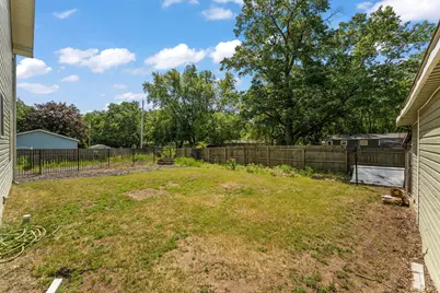 33 E Washington Avenue, Hobart, IN 46342 - Photo 33