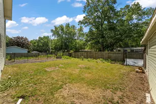 33 E Washington Ave, Hobart, IN 46342 - Photo 33