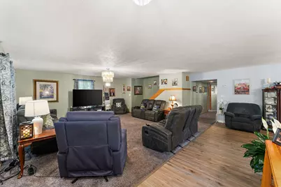 33 E Washington Avenue, Hobart, IN 46342 - Photo 7
