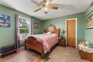 33 E Washington Ave, Hobart, IN 46342 - Photo 17